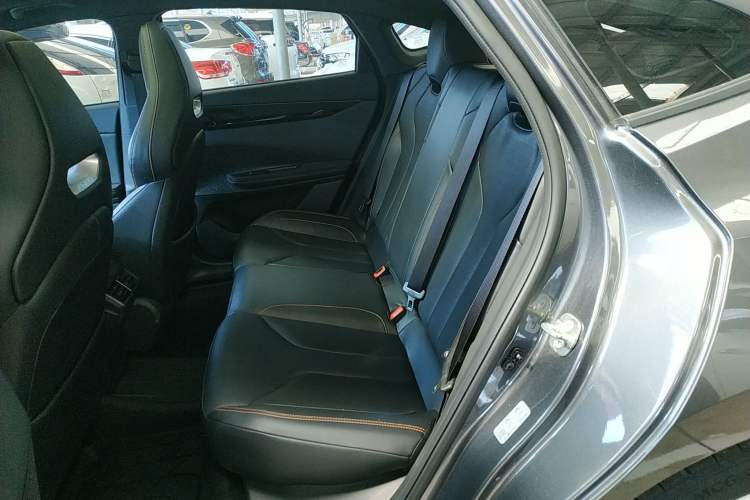 Used CHANGAN UNI-V 2022 2.0T Sporty Version Interior 4