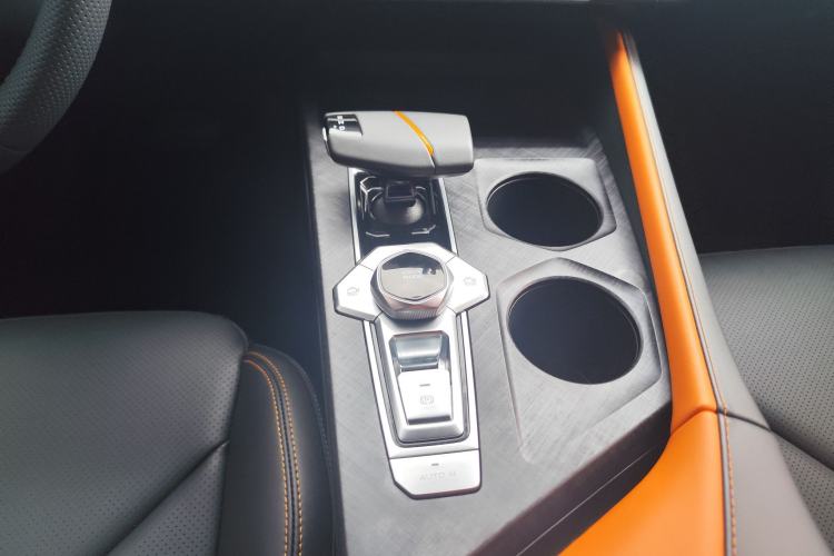 Used CHANGAN UNI-V 2022 1.5T Prestige Version Interior 4