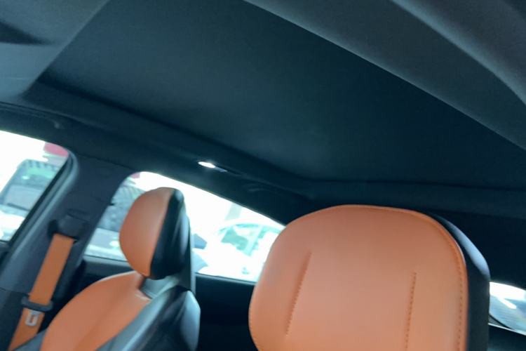 Used CHANGAN UNI-V 2022 1.5T Prestige Version Interior 5