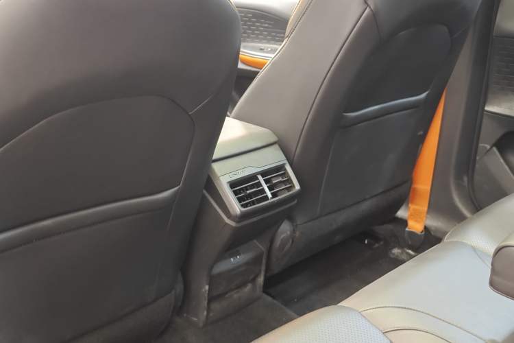 Used CHANGAN UNI-V 2022 1.5T Smart Navigation Version Interior 6