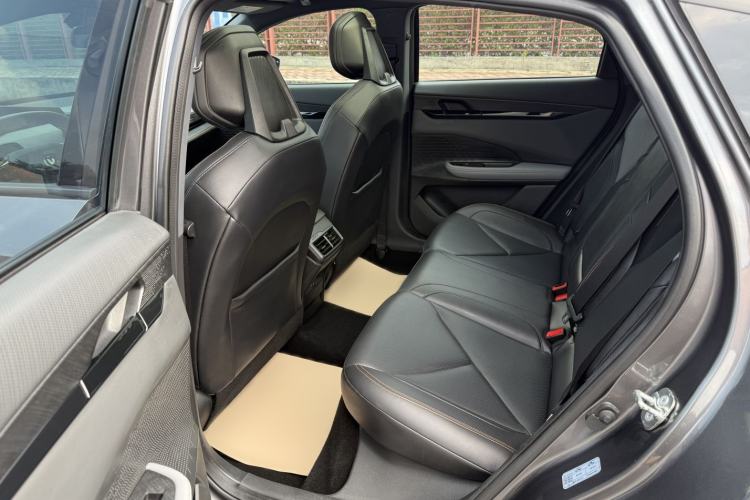 Used CHANGAN UNI-V 2022 1.5T Smart Navigation Version Interior 6