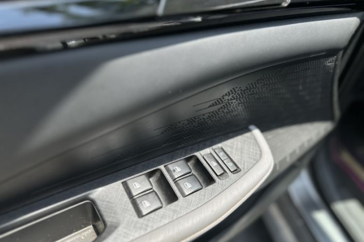 Used CHANGAN UNI-V 2022 1.5T Prestige Version Interior 6