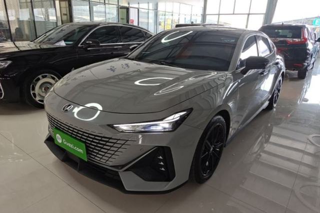 Used CHANGAN UNI-V 2022 1.5T Prestige Version
