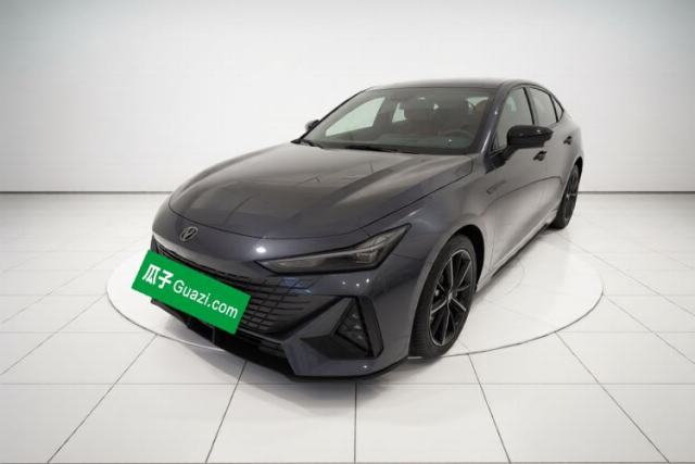 Used CHANGAN UNI-V 2022 1.5T Prestige Version