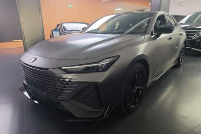 Used CHANGAN UNI-V 2022 2.0T Leading-Speed Edition