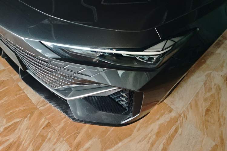 Used CHANGAN UNI-V 2022 1.5T Prestige Version Left Front Headlight