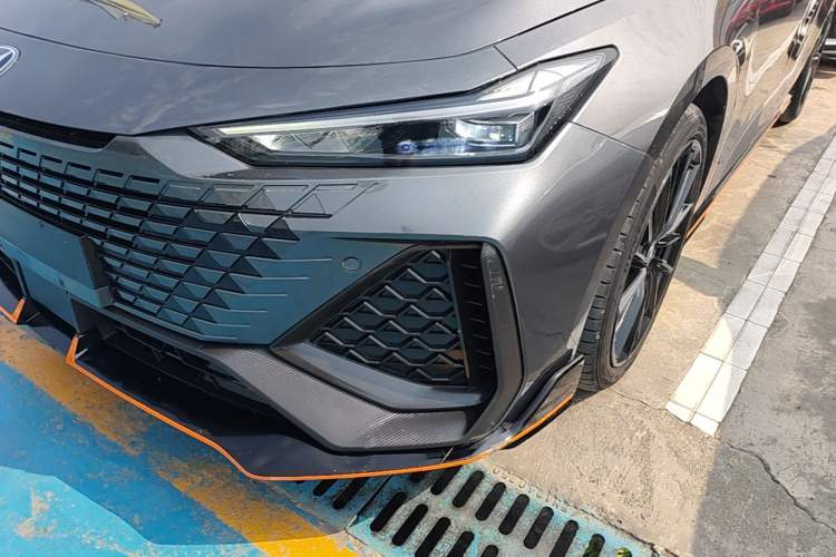 Used CHANGAN UNI-V 2022 2.0T Leading-Speed Edition Left Front Headlight