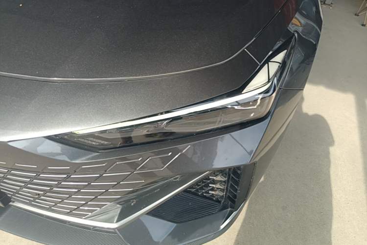 Used CHANGAN UNI-V 2022 1.5T Prestige Version Left Front Headlight