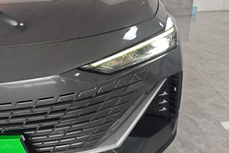 Used CHANGAN UNI-V 2022 1.5T Prestige Version Left Front Headlight