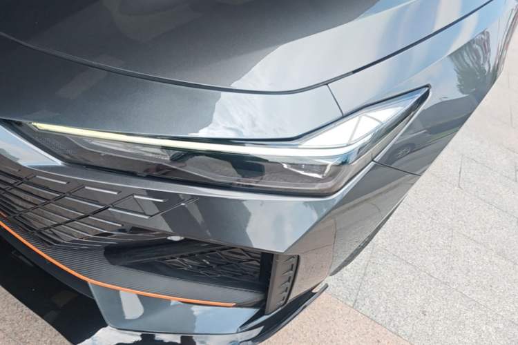 Used CHANGAN UNI-V 2022 1.5T Sport Edition Left Front Headlight