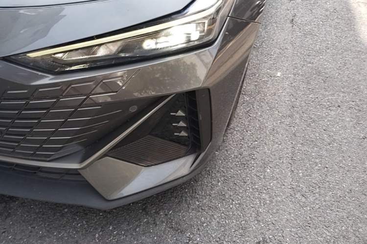 Used CHANGAN UNI-V 2022 1.5T Prestige Version Left Front Headlight