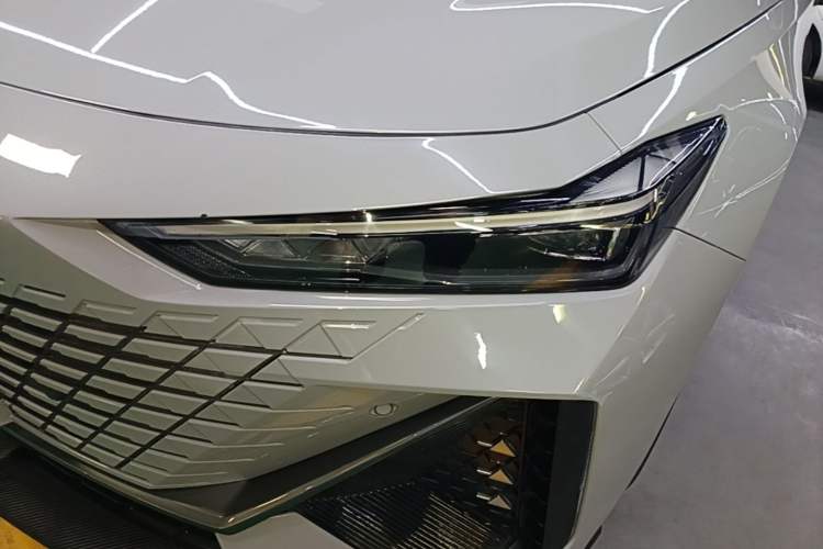 Used CHANGAN UNI-V 2022 1.5T Prestige Version Left Front Headlight