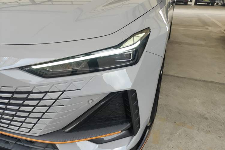 Used CHANGAN UNI-V 2022 1.5T Sport Edition Left Front Headlight