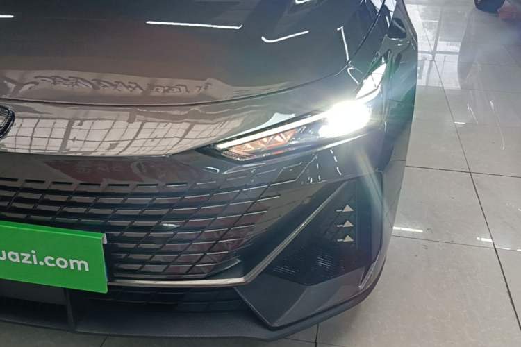 Used CHANGAN UNI-V 2022 1.5T Prestige Version Left Front Headlight