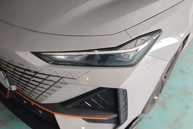 Used CHANGAN UNI-V 2022 1.5T Sport Edition Left Front Headlight