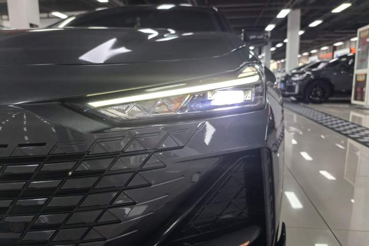 Used CHANGAN UNI-V 2022 1.5T Sport Edition Left Front Headlight