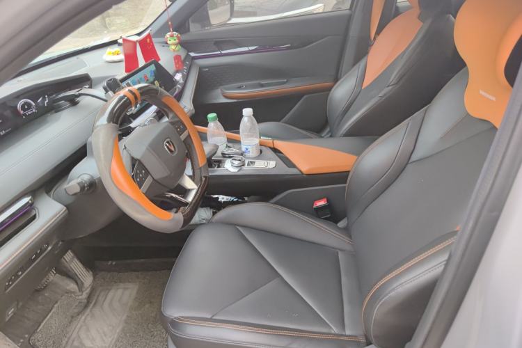 Used CHANGAN UNI-V 2022 1.5T Smart Navigation Version Left Front Seat