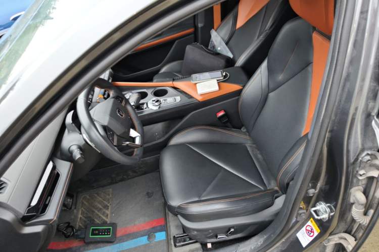 Used CHANGAN UNI-V 2022 1.5T Prestige Version Left Front Seat