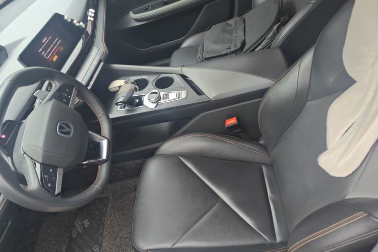 Used CHANGAN UNI-V 2022 1.5T Prestige Version Left Front Seat
