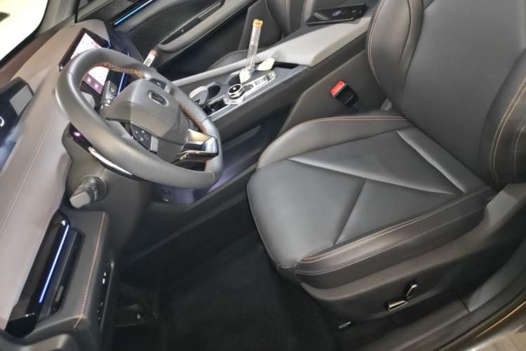 Used CHANGAN UNI-V 2022 1.5T Prestige Version Left Front Seat