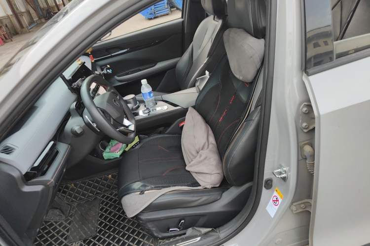 Used CHANGAN UNI-V 2022 1.5T Prestige Version Left Front Seat