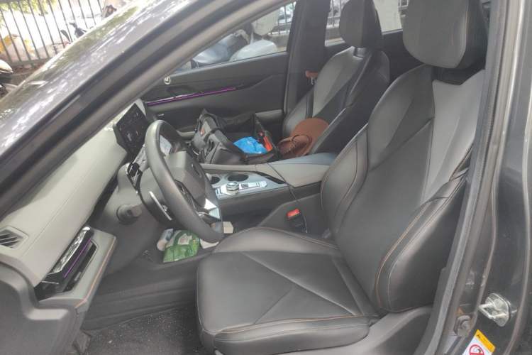 Used CHANGAN UNI-V 2022 1.5T Smart Navigation Version Left Front Seat