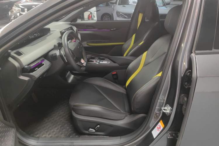 Used CHANGAN UNI-V 2022 1.5T Sport Edition Left Front Seat