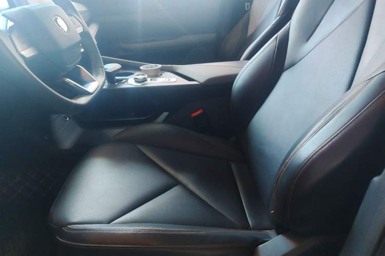 Used CHANGAN UNI-V 2022 1.5T Prestige Version Left Front Seat