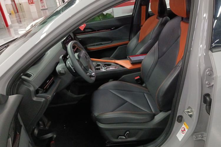 Used CHANGAN UNI-V 2022 1.5T Prestige Version Left Front Seat