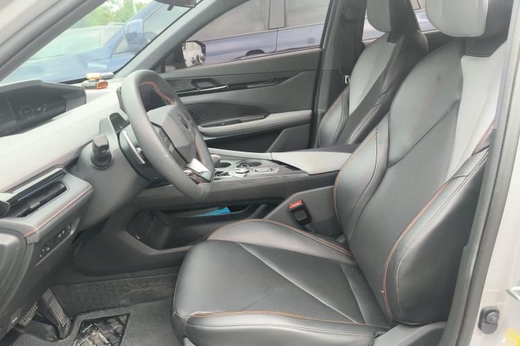Used CHANGAN UNI-V 2022 1.5T Smart Navigation Version Left Front Seat