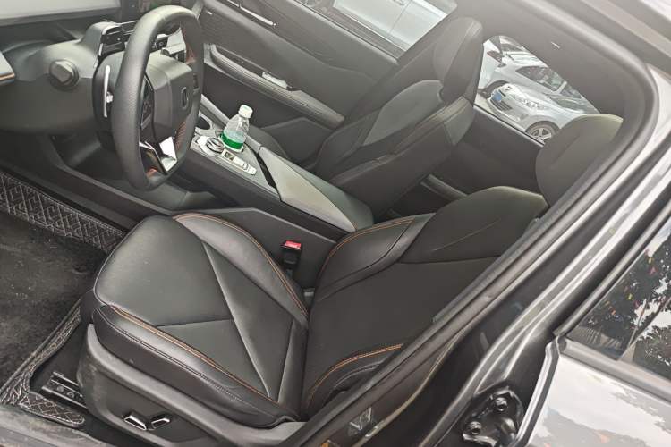 Used CHANGAN UNI-V 2022 1.5T Prestige Version Left Front Seat