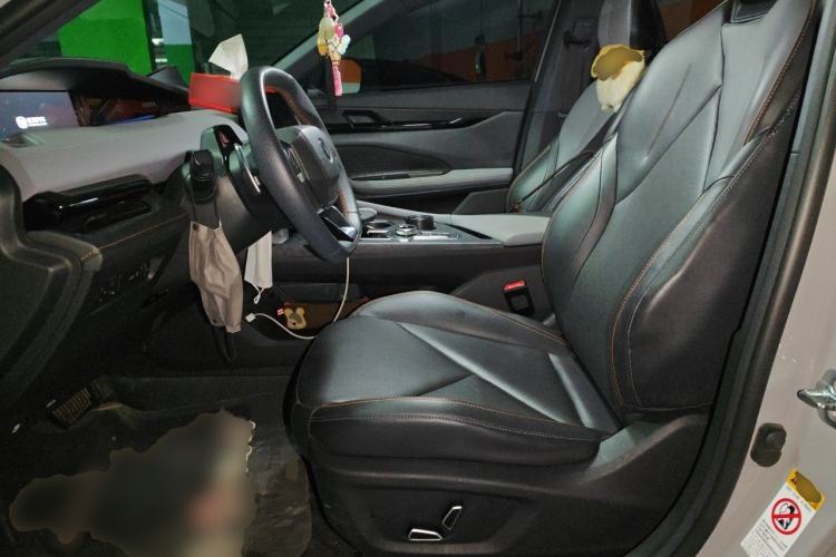 Used CHANGAN UNI-V 2022 1.5T Prestige Version Left Front Seat