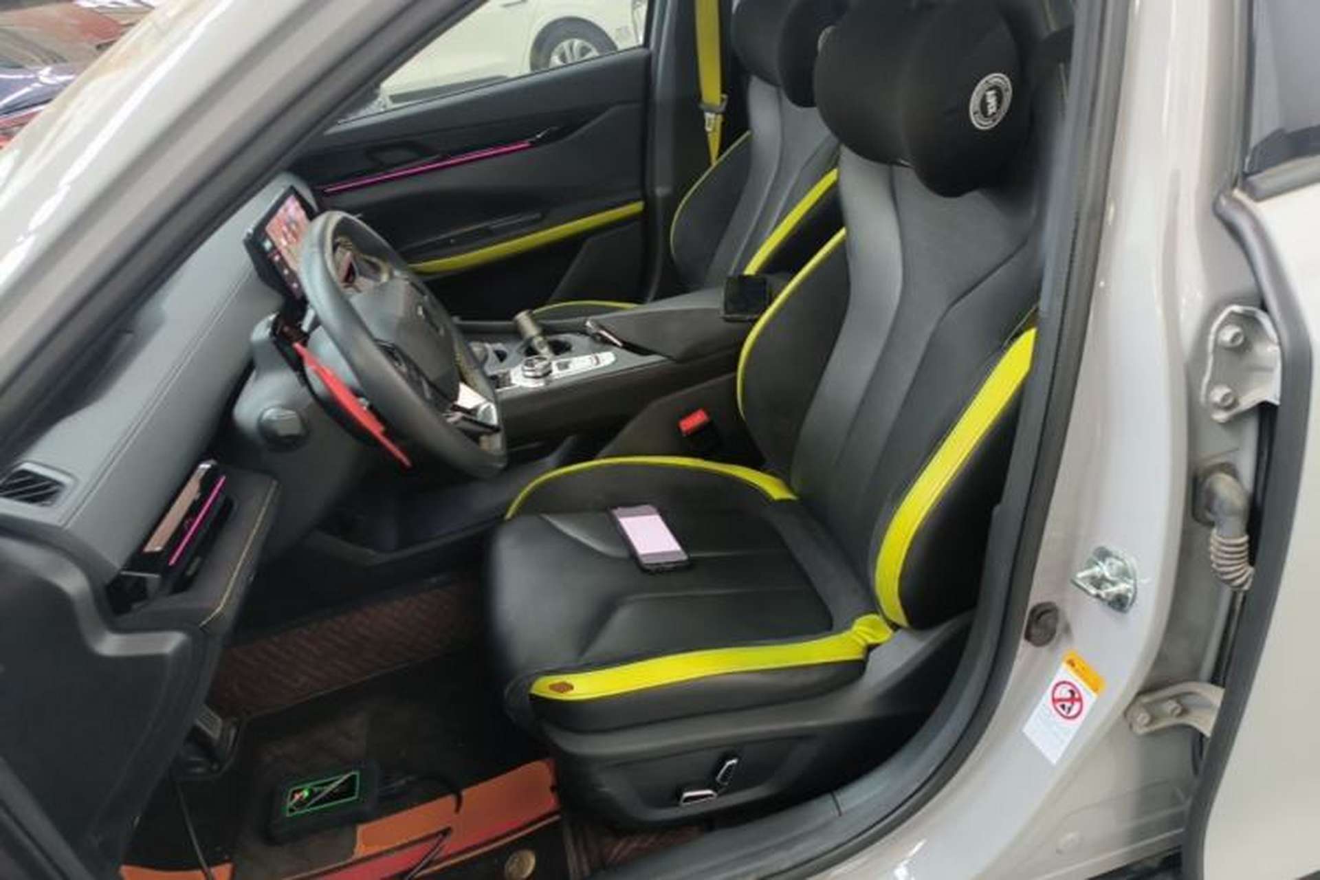 Used CHANGAN UNI-V 2022 2.0T Leading-Speed Edition Left Front Seat