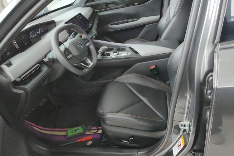 Used CHANGAN UNI-V 2022 1.5T Prestige Version Left Front Seat