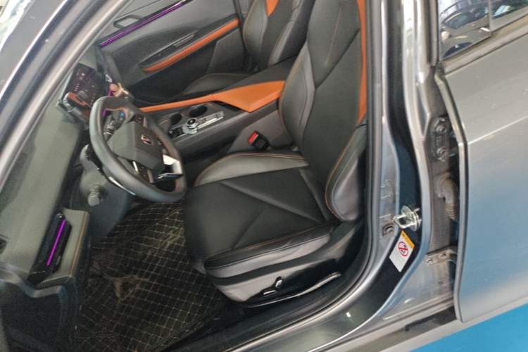 Used CHANGAN UNI-V 2022 1.5T Prestige Version Left Front Seat