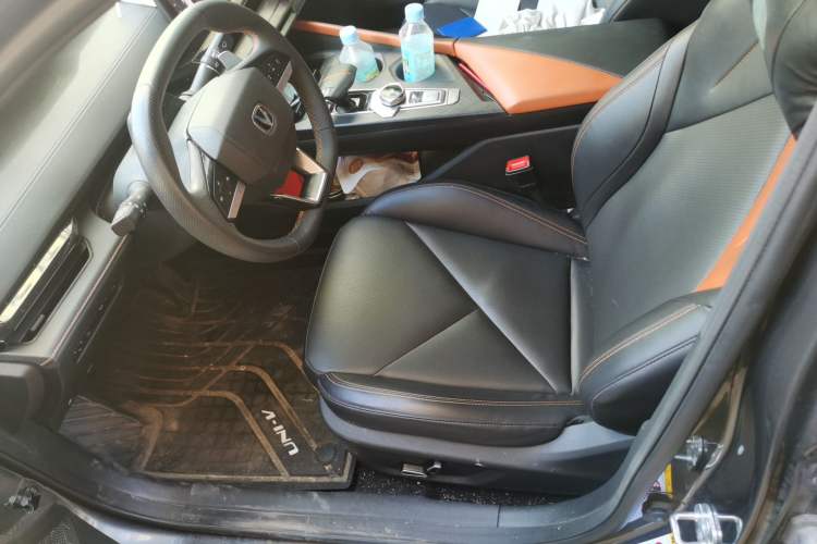 Used CHANGAN UNI-V 2022 1.5T Prestige Version Left Front Seat