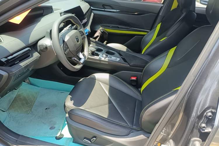 Used CHANGAN UNI-V 2022 1.5T Sport Edition Left Front Seat