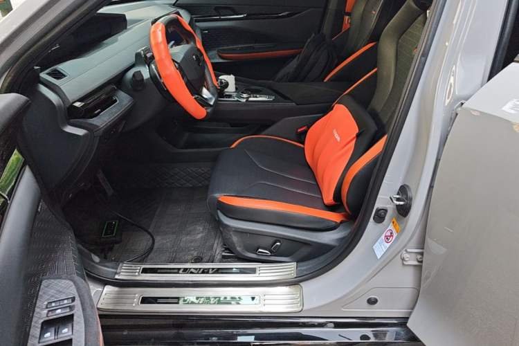 Used CHANGAN UNI-V 2022 2.0T Leading-Speed Edition Left Front Seat