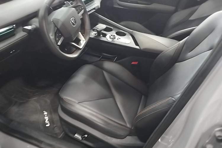 Used CHANGAN UNI-V 2022 1.5T Prestige Version Left Front Seat
