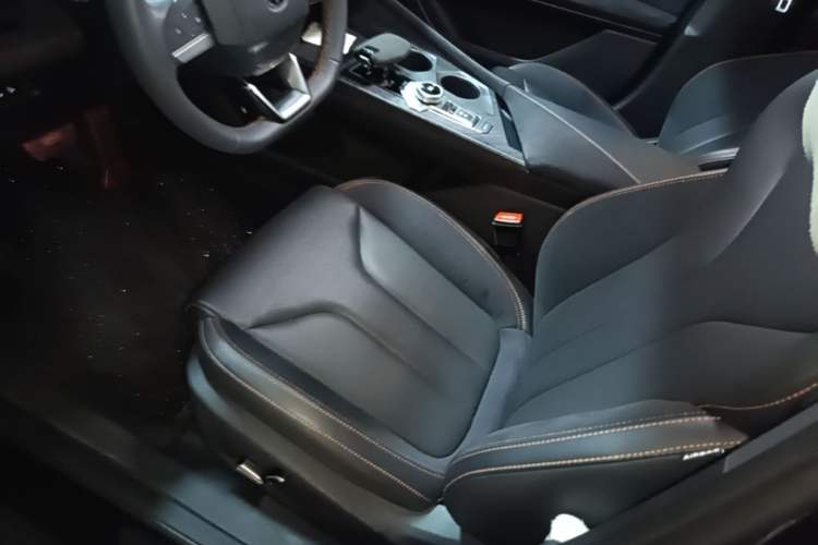 Used CHANGAN UNI-V 2022 2.0T Sporty Version Left Front Seat