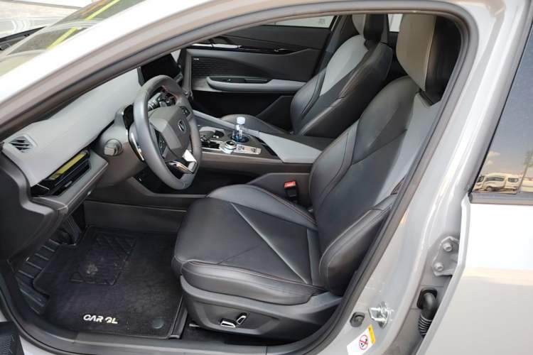 Used CHANGAN UNI-V 2022 1.5T Prestige Version Left Front Seat