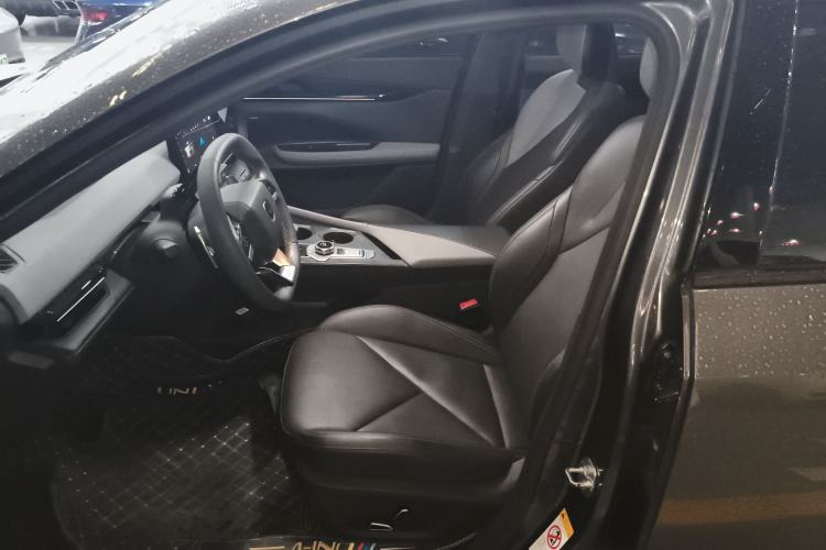 Used CHANGAN UNI-V 2022 1.5T Smart Navigation Version Left Front Seat
