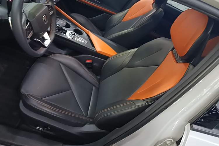 Used CHANGAN UNI-V 2022 1.5T Prestige Version Left Front Seat