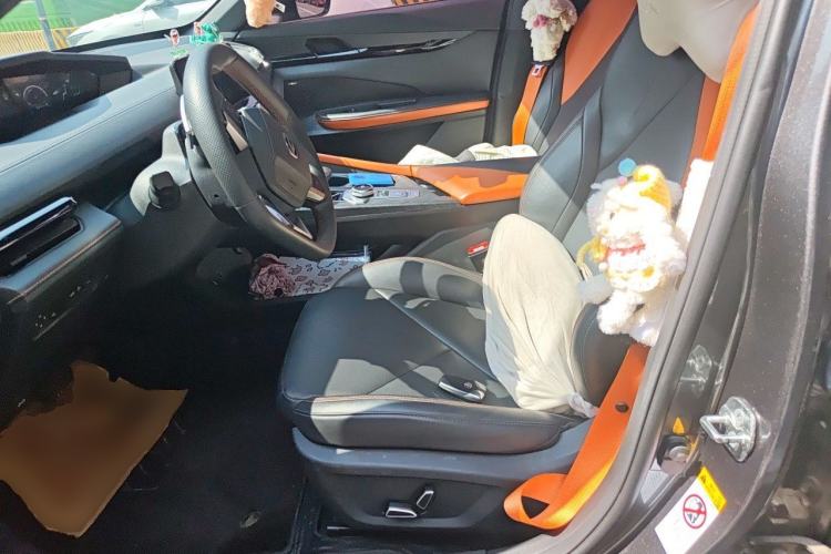 Used CHANGAN UNI-V 2022 1.5T Prestige Version Left Front Seat