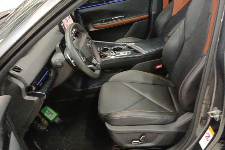 Used CHANGAN UNI-V 2022 1.5T Prestige Version Left Front Seat