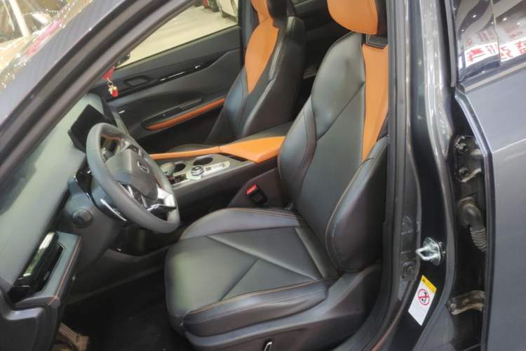 Used CHANGAN UNI-V 2022 1.5T Prestige Version Left Front Seat