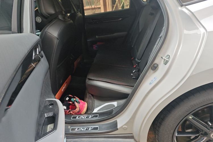 Used CHANGAN UNI-V 2022 1.5T Prestige Version Left Rear Seat