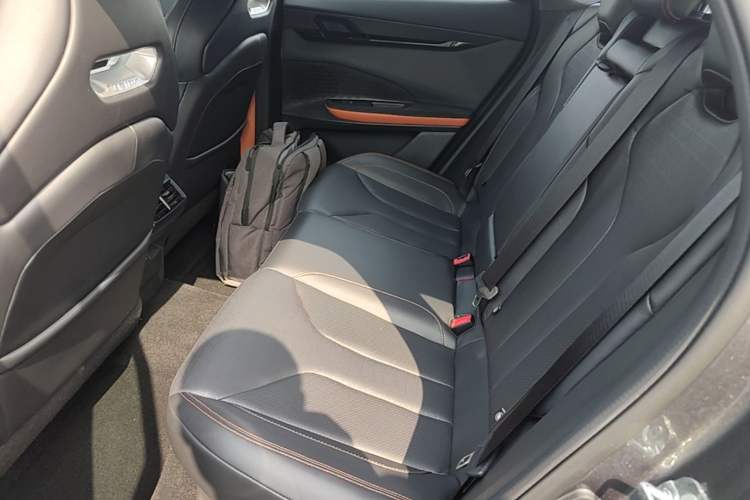 Used CHANGAN UNI-V 2022 2.0T Leading-Speed Edition Left Rear Seat