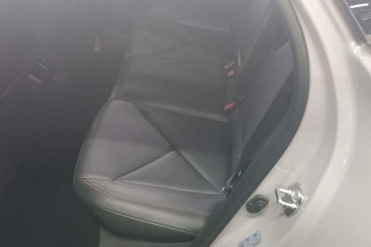 Used CHANGAN UNI-V 2022 1.5T Smart Navigation Version Left Rear Seat