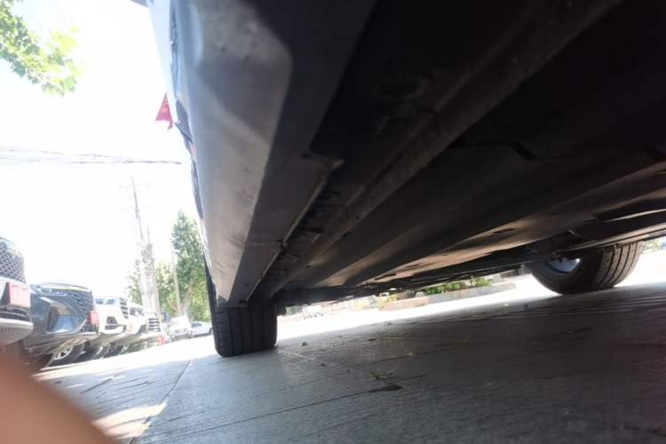 Used CHANGAN UNI-V 2022 1.5T Prestige Version Left Side Sill